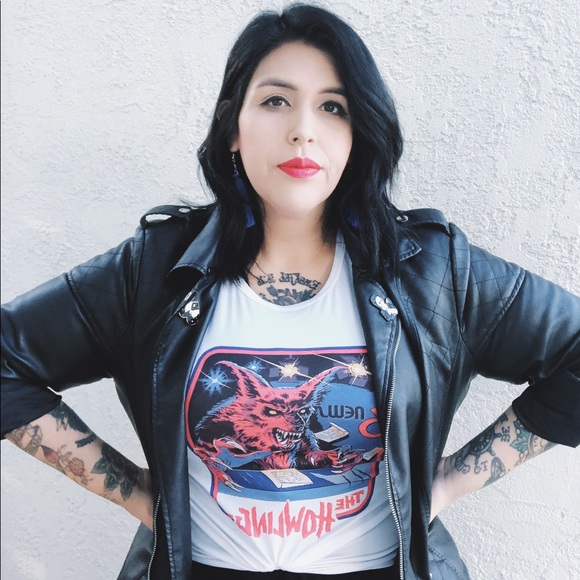 Meet your Posher, Jessica - Picture 6 of 8